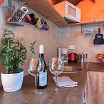 Mediterran Rezidencia Jobb Prázdninový dům