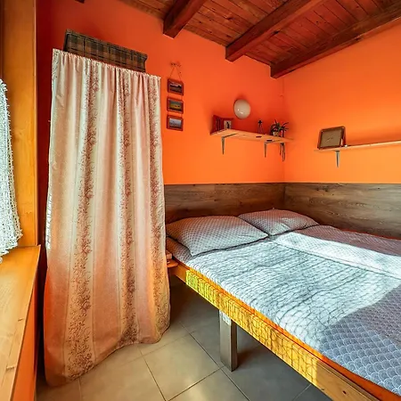 Mediterran Rezidencia Jobb Ferienhaus *