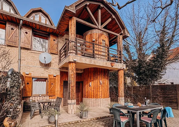 Mediterrán Rezidencia Jobb *